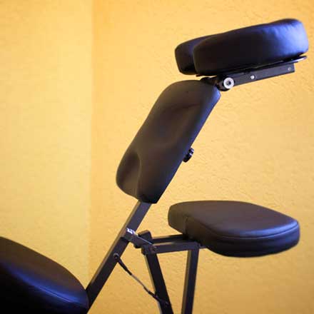 J&uuml;rgen Born Wohlf&uuml;hl-Massage, Gie&szlig;en | Mobile Massage f&uuml;r Privatpersonen, Unternehmen (Business-Massage) und Senioren